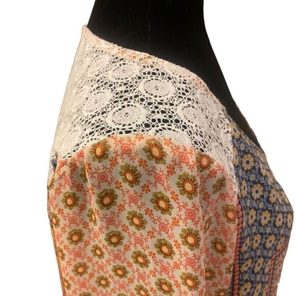 Fig and Flower Boho Twee Floral Lace Top 3/4 Bell Sleeves Sz M - Picture 7 of 13